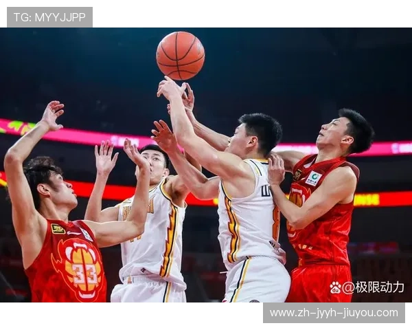 CBA球员中喜欢足球的有哪些?盘点跨界热爱者 CBA球员中喜欢足球的有哪些?盘点跨界热爱者